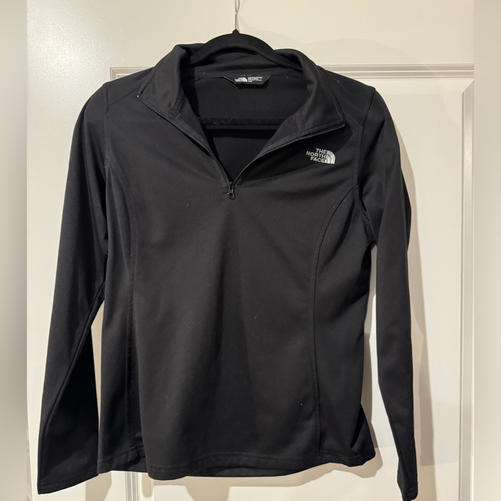 North Face pull over